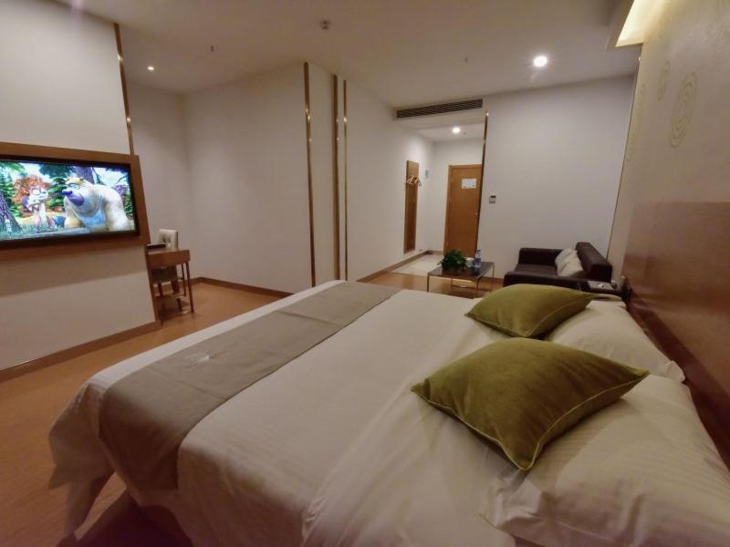 格林豪泰黄冈蕲春县欧亚达广场智选酒店 Qichun 外观 照片